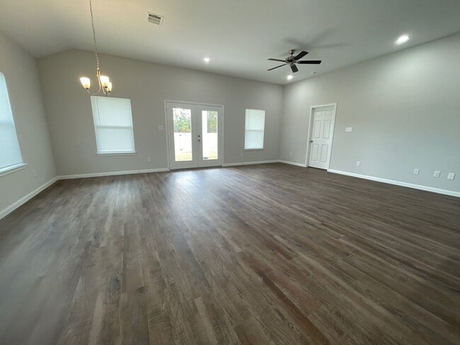 Building Photo - 1059 Rd 5736