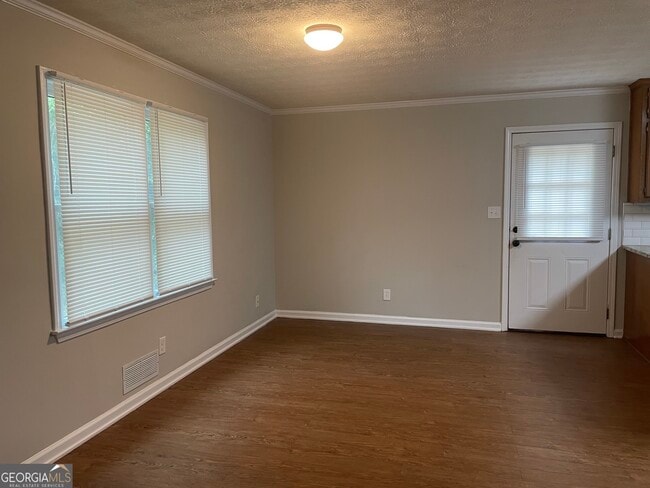 Building Photo - 60 Sentry Oak Ct