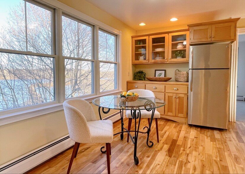 Building Photo - 147 Cleaves St