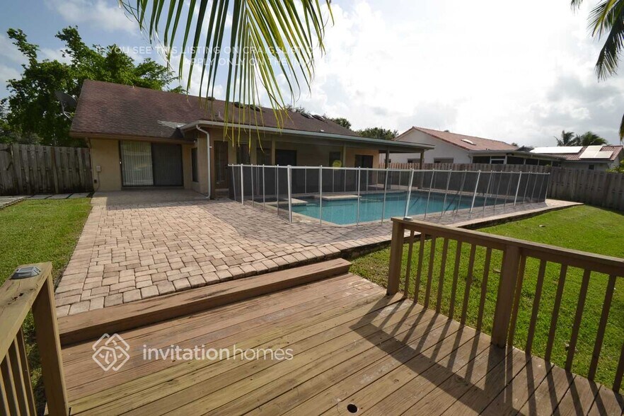 Building Photo - 9701 NW 14th St