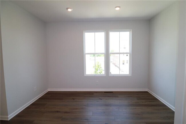 Building Photo - 2821 Beacon Bend Xing