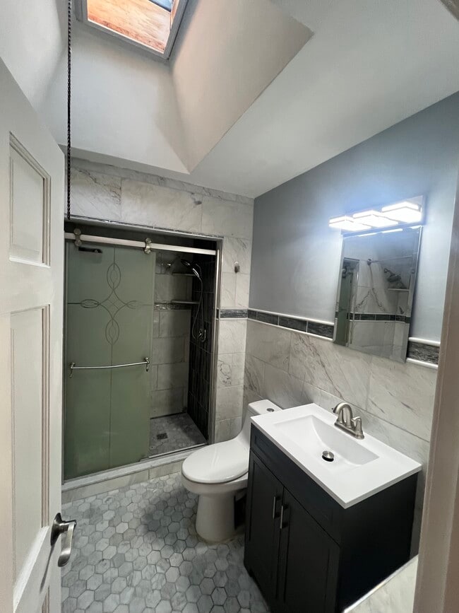 Building Photo - 1438 Van Kirk St