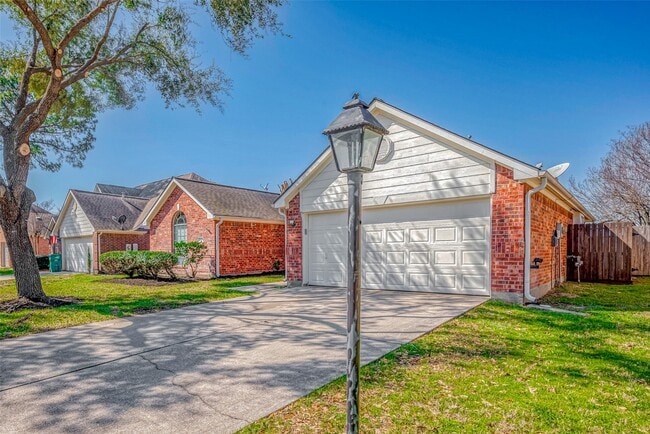 Building Photo - 11514 Arroyo Creek Ln