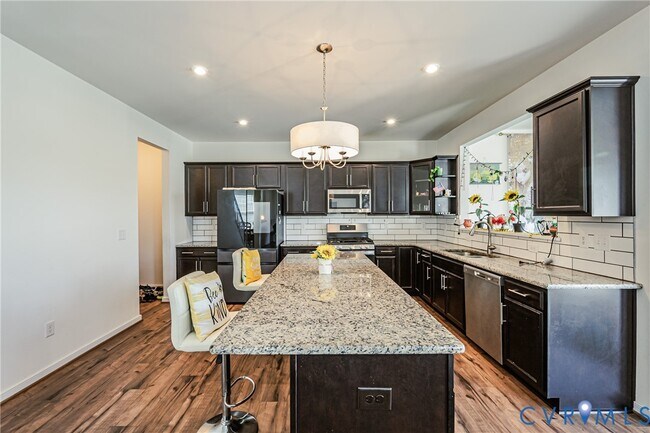 Building Photo - 8105 Lyman Ct