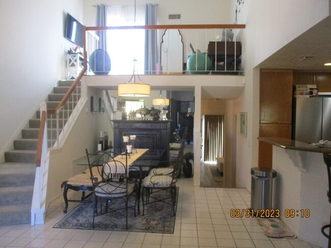 Building Photo - 73407 Foxtail Ln