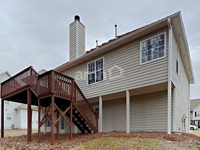 Building Photo - 3394 English Oaks Dr NW