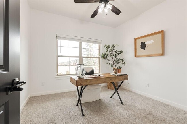 Building Photo - 3217 Pinnacle Peak Dr