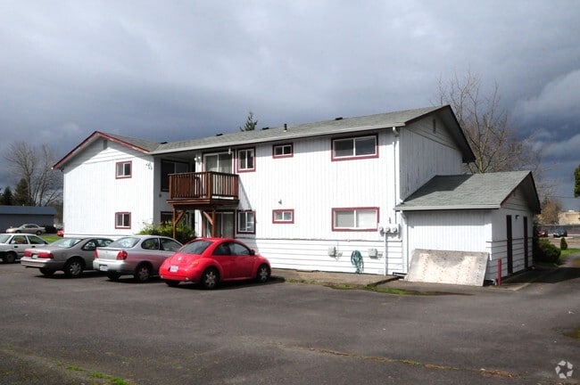 Building Photo - 475 W Jackson St
