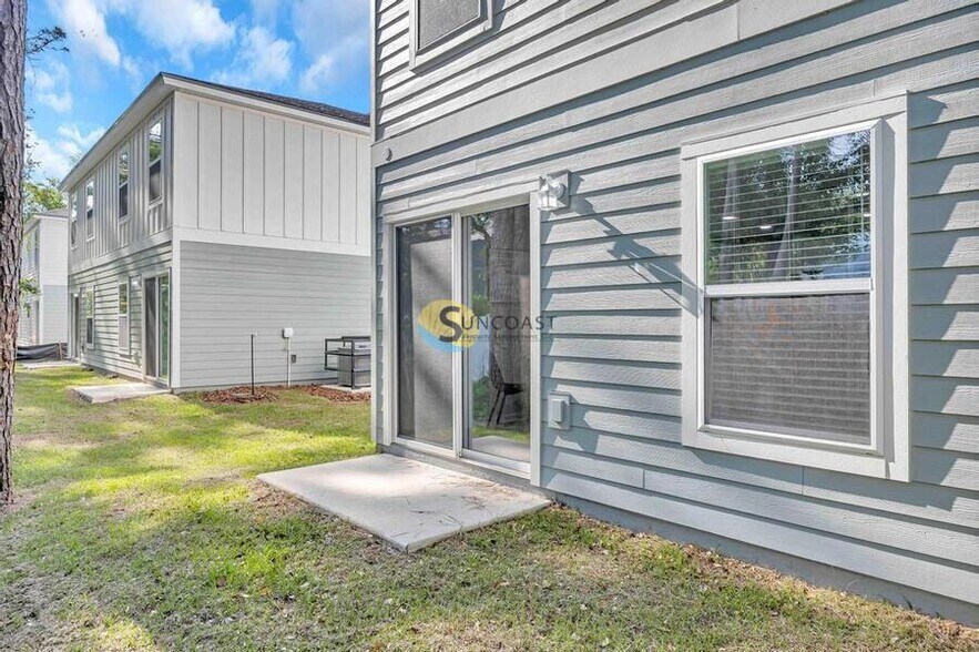 Building Photo - 1522 Yelford Cir