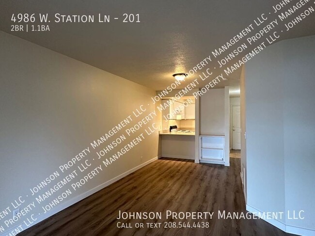Building Photo - 4986 W Station Ln