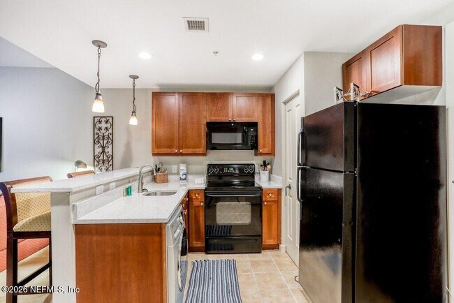 Building Photo - 955 Registry Blvd