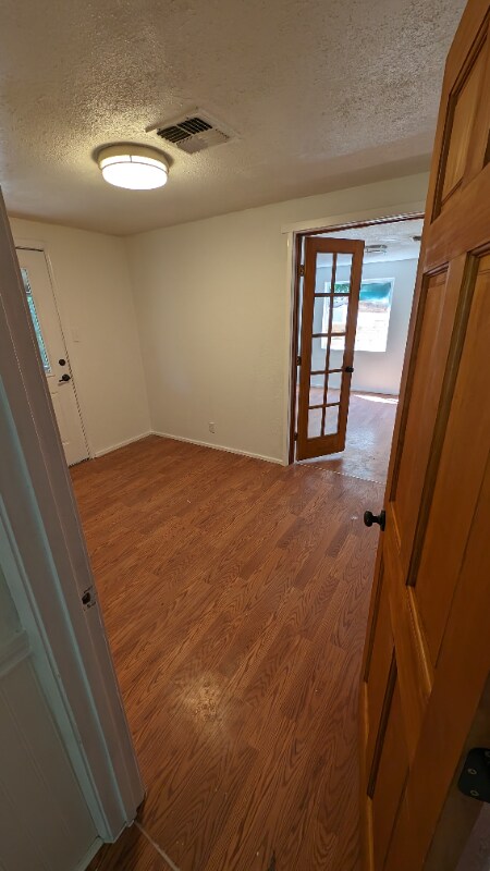 Building Photo - 3274 Highland Ave
