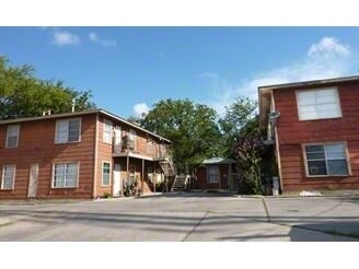 Primary Photo - ZILLA APARTMENTS