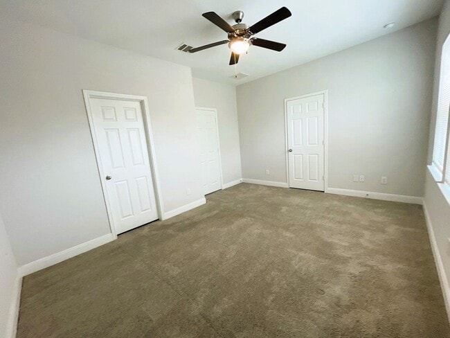 Building Photo - 2218 Bringhurst St