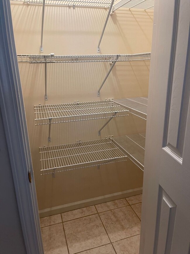 Building Photo - Windsor Garden Subdivision...