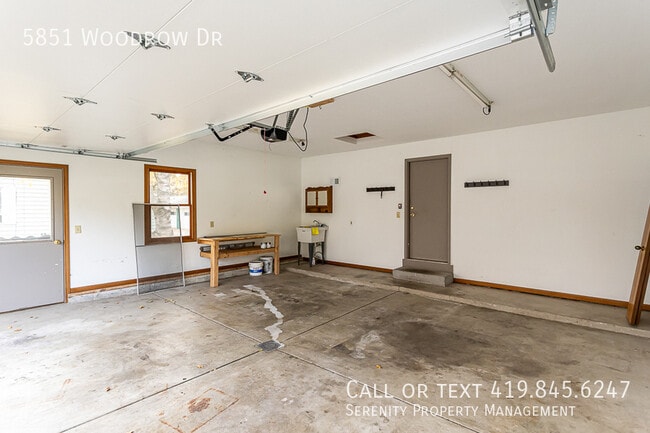 Building Photo - 5851 Woodrow Dr