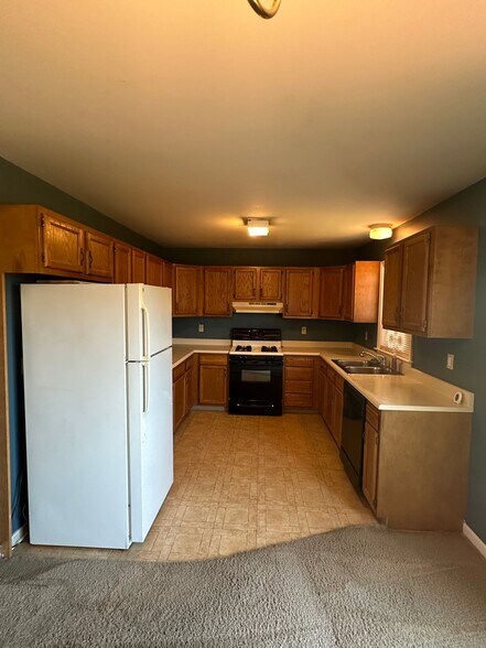 Building Photo - 278 Point Cir