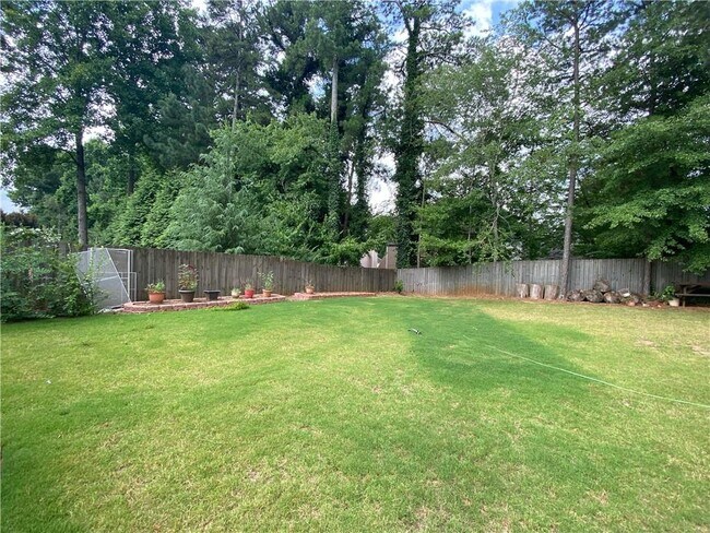 Building Photo - 11650 Vista Forest Dr