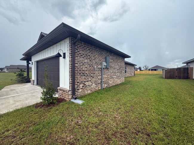 Building Photo - 28073 Hallow Trl