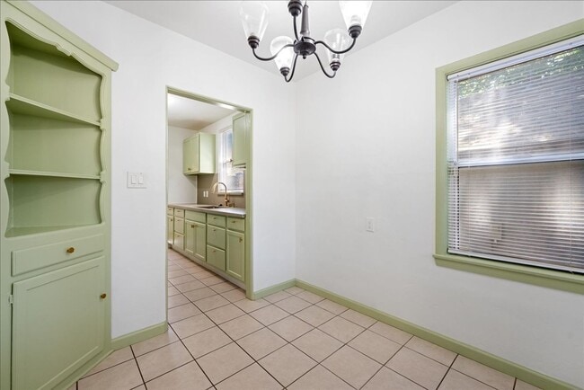 Building Photo - 1305 W St