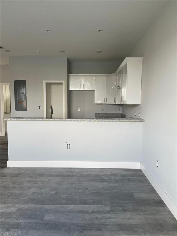 Building Photo - 319 Nicholas Pkwy W