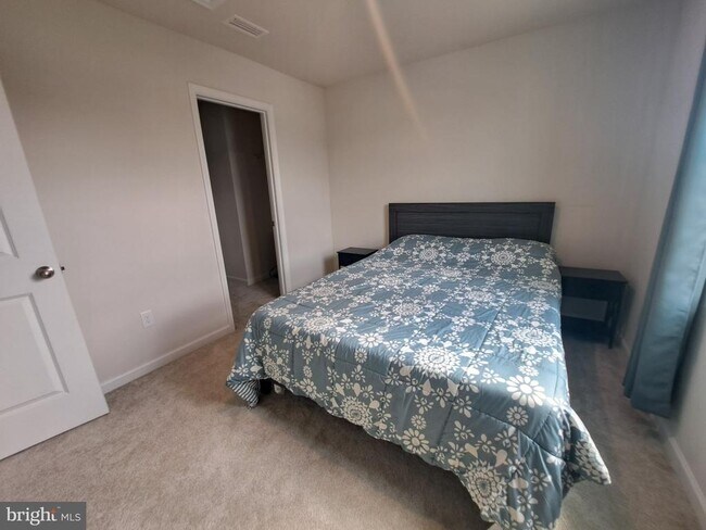 Building Photo - 32035 Windjammer Dr