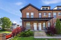 Building Photo - 387 St Clair Ave