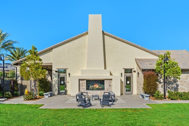 Building Photo - New Community - Temecula - New House Corne...