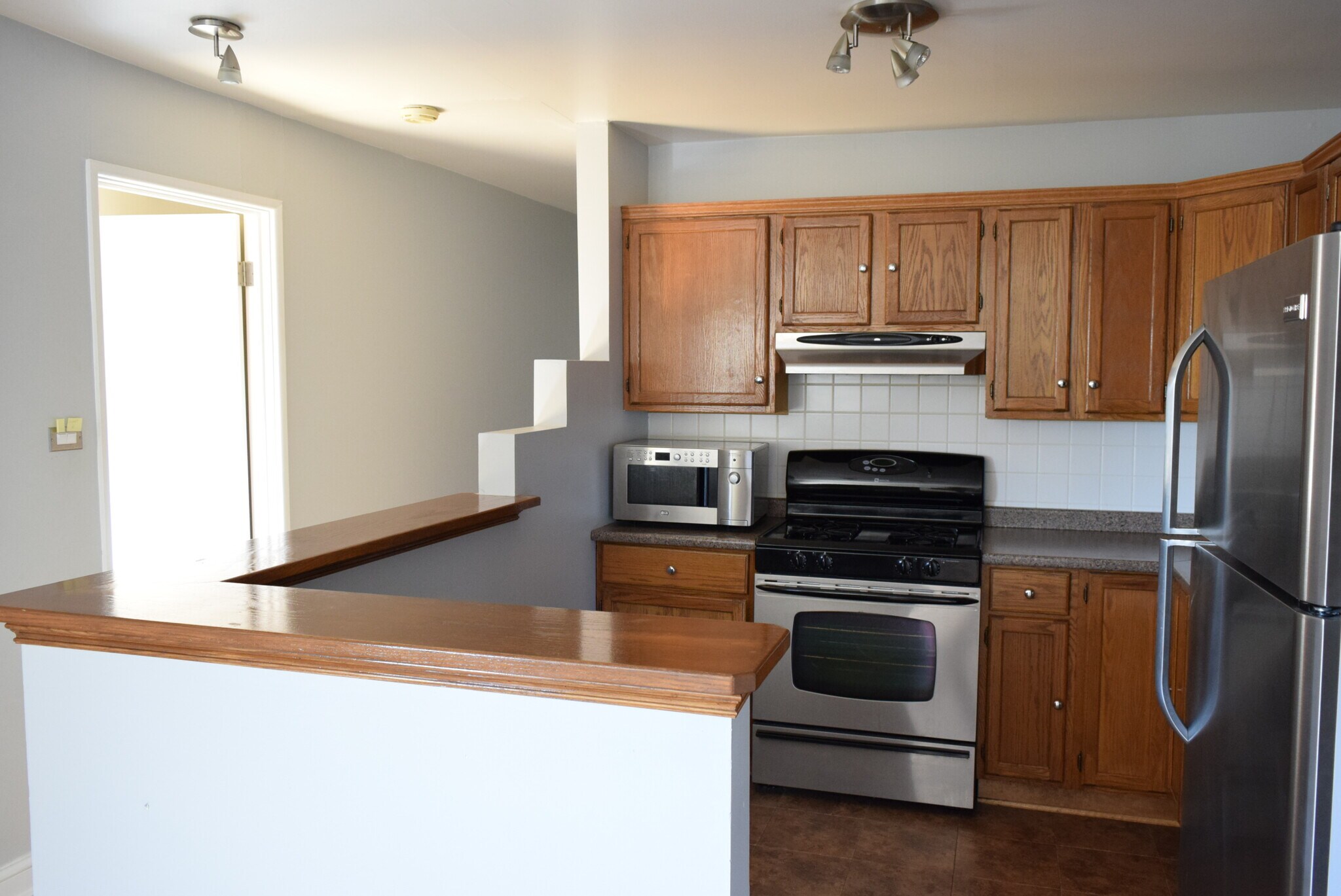 Building Photo - 4939 S Dorchester Ave