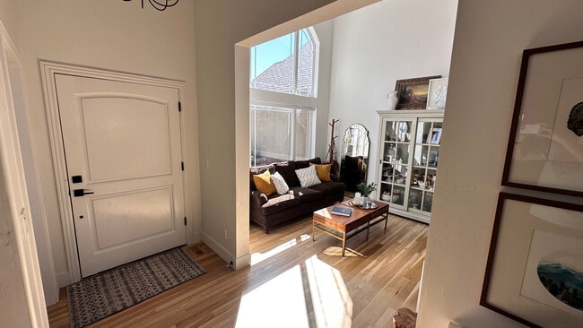 Building Photo - 1369 E 320 N