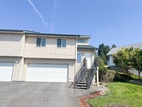 Building Photo - Triplex 5417 - 5421 North Hills Drive