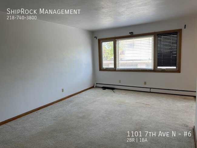 Building Photo - 1101 7th Ave W