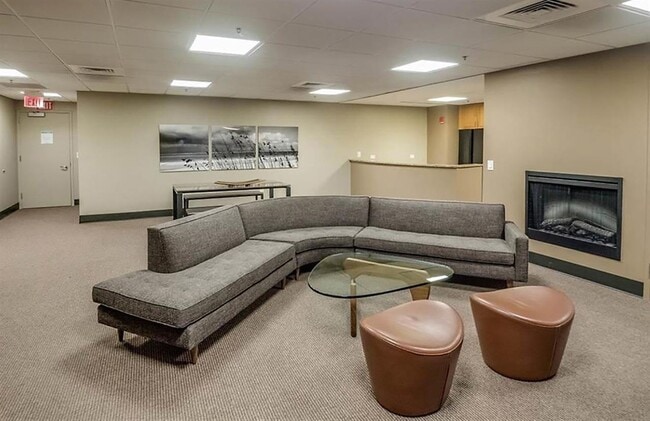 Building Photo - 105 Greene St