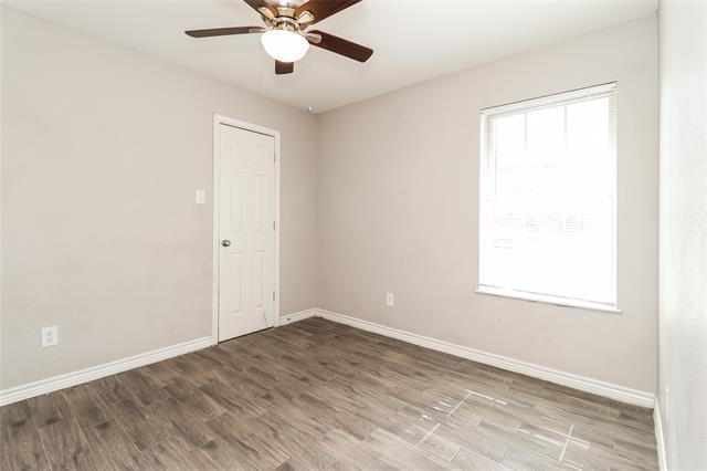 Building Photo - 623 Green Mound Dr