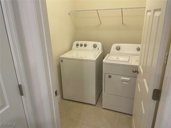 Building Photo - 7025 Crystal Way