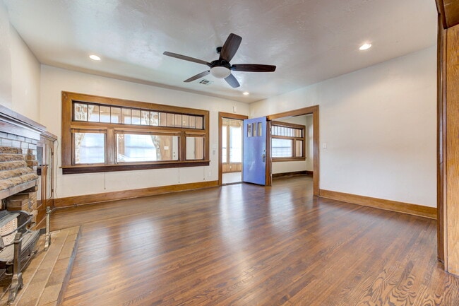 Building Photo - 1715 NW 38th St