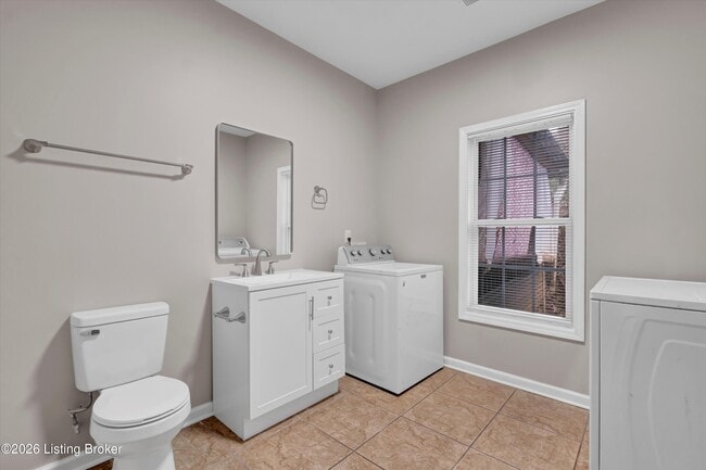 Building Photo - 2726 Brownsboro Rd