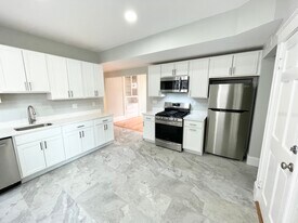 Building Photo - 159 Boston St