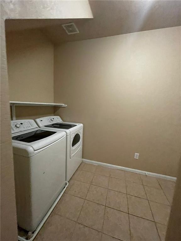 Building Photo - 704 S Frontier Ln