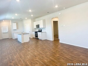 Building Photo - 3202 Lamoka Lk