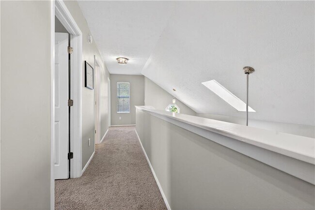Building Photo - 5035 N Bridges Dr