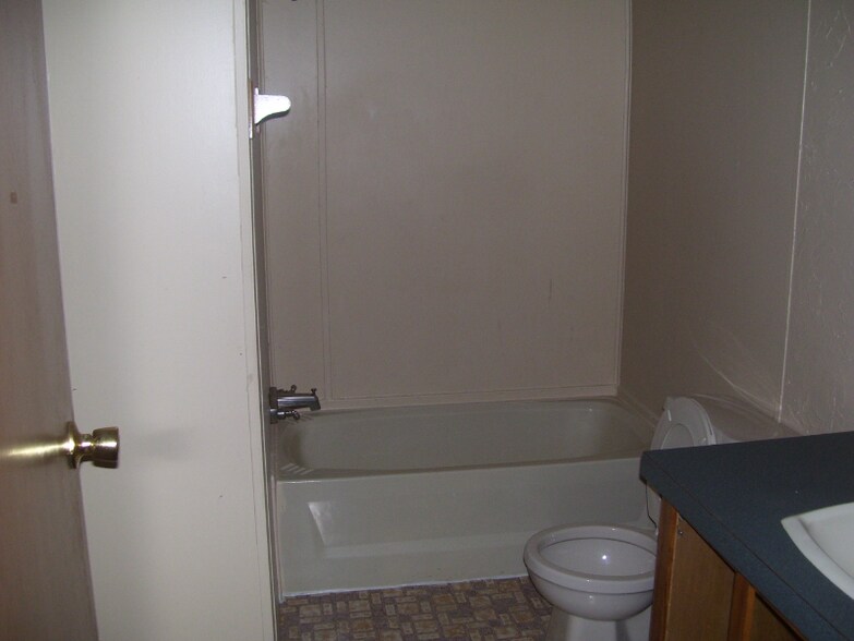 Building Photo - 123 Danridge Dr