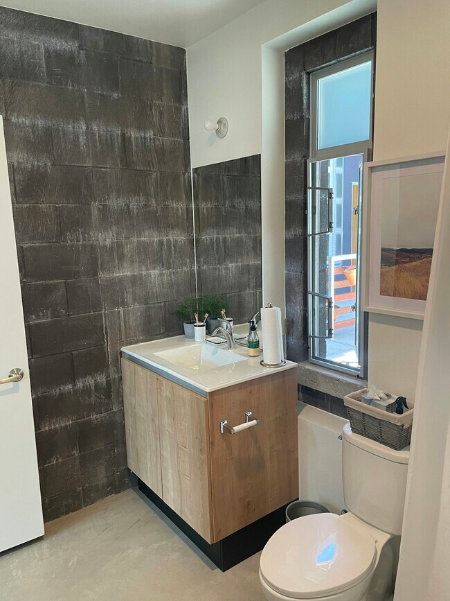 Building Photo - 3586 Adams Ave