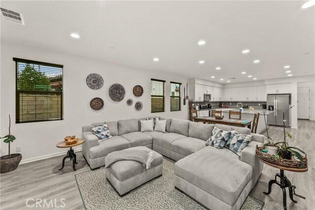 Building Photo - 25187 Golden Maple Dr