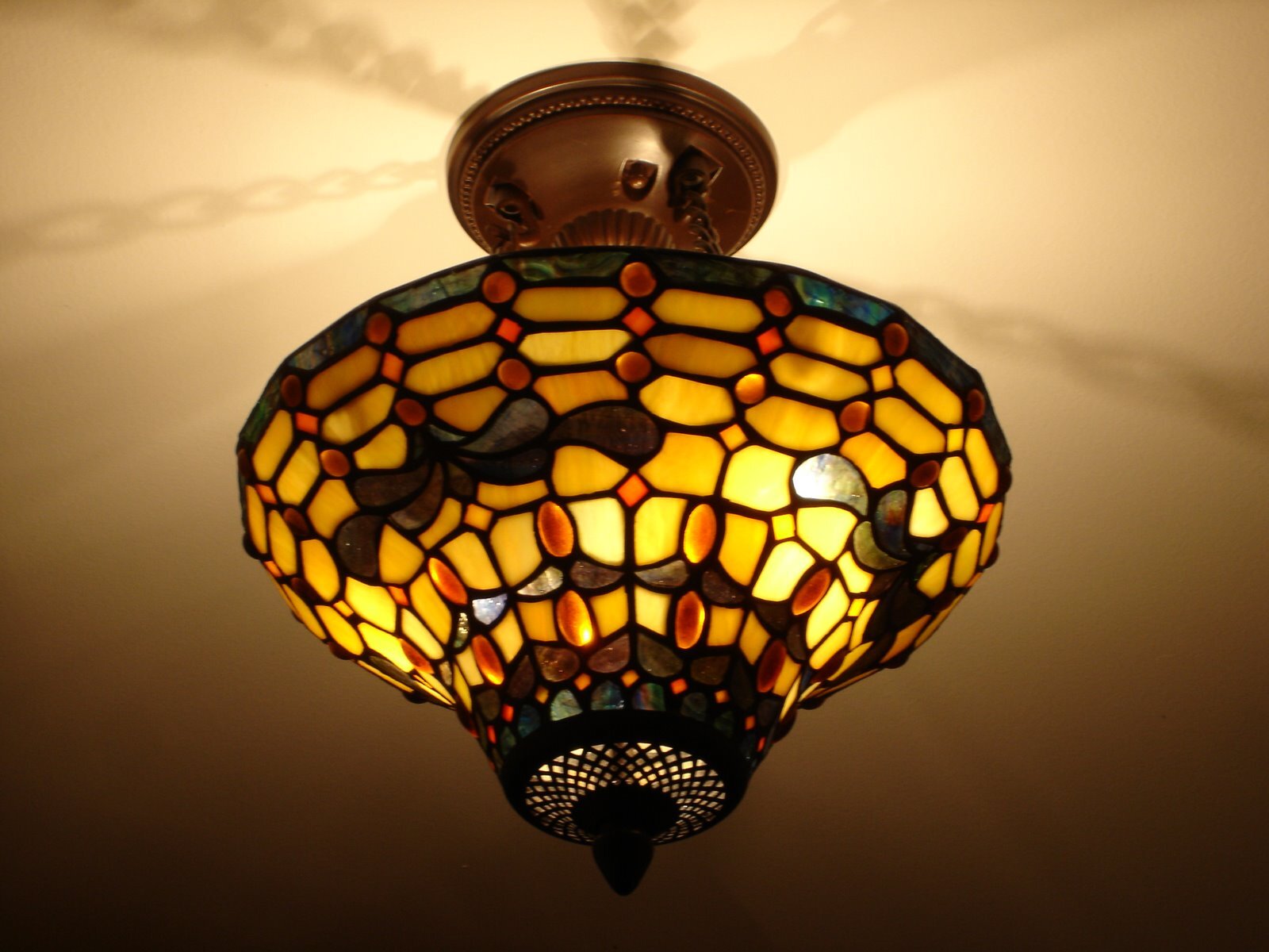 Hall Light - 4933 N Winthrop Ave