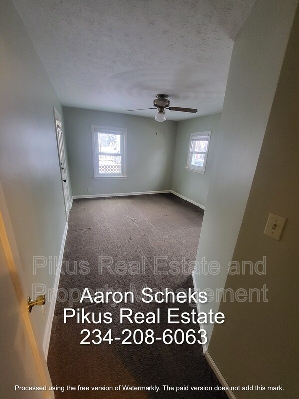 Building Photo - 625 Hollibaugh Ave