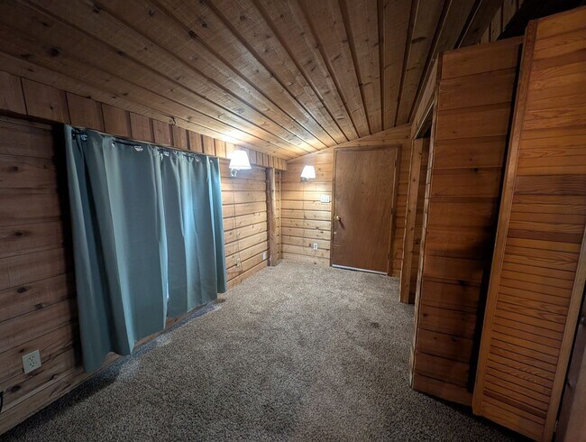 Building Photo - 2 Bed 2 Bath in Usk