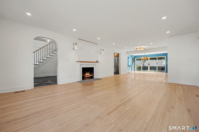 Building Photo - 91 Lockwood Rd