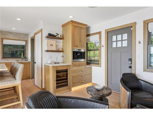 Building Photo - 5669 Hugo Rd