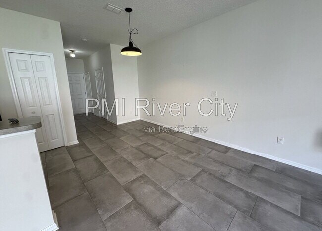 Building Photo - 8617 Ribbon Falls Ln